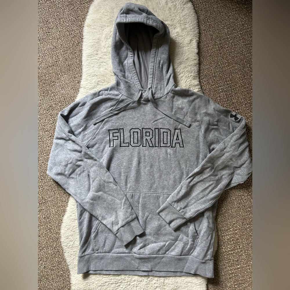 Under Armour sweatshirt